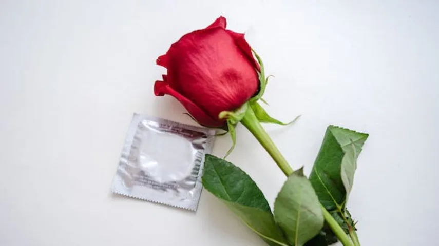 15 Best Condoms for First Time Use in India [March, 2024]