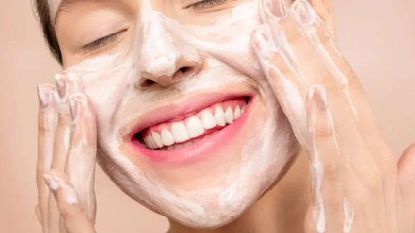 15 Best Face Wash for Combination Skin in U.S. [May, 2024]
