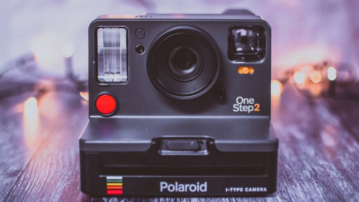 The Ultimate Guide to the Best Polaroid Cameras [August,2023]