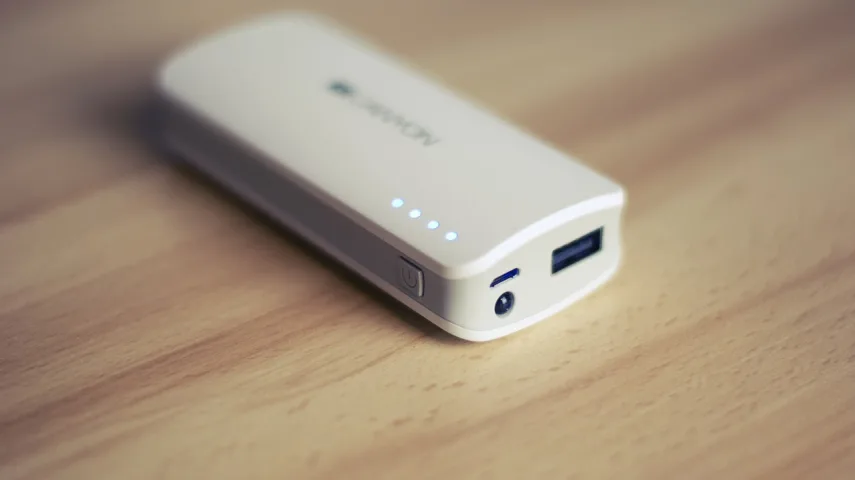 15 Best Power Banks in India to Keep You Connected On-The-Go [April, 2024]