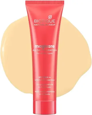 7. Biotique Natural Makeup Magicare All Day Liquid Foundation