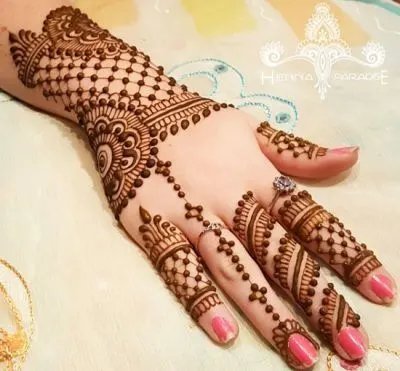 Top 10 Latest Bracelet Mehndi Designs In 2023! | Simple henna tattoo, Henna  art designs, Henna tattoo designs