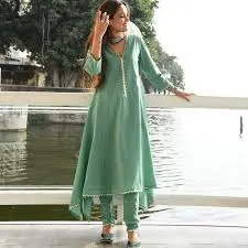 Bunaai - This vibrant kurta set brings together style with... | Facebook