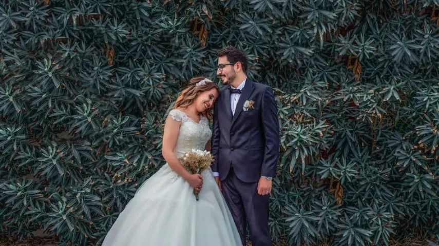 7 Best Wedding Suits Brands for Men in India [September,2023]